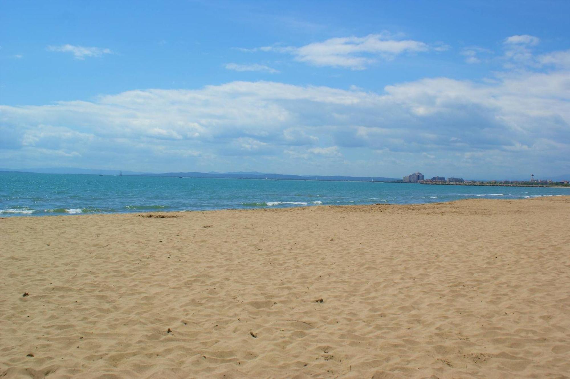 Apartamento Primera Linea Roses Con Vistas Al Mar Extérieur photo
