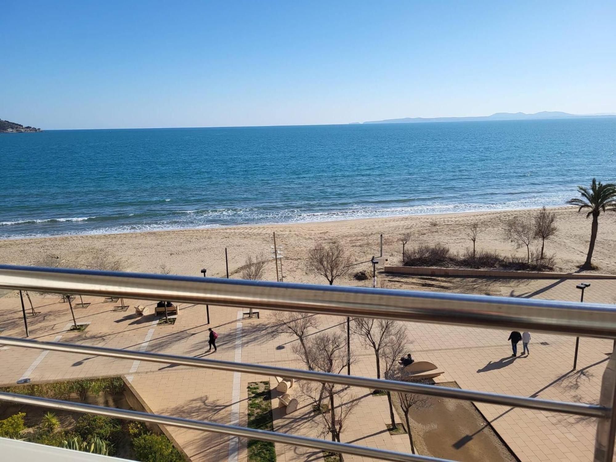 Apartamento Primera Linea Roses Con Vistas Al Mar Extérieur photo